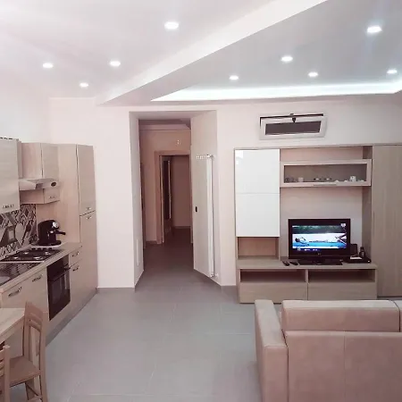 Street House-3